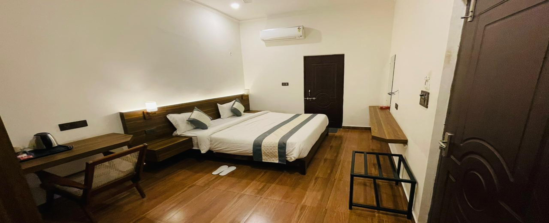 The British Kothi Luxury Room